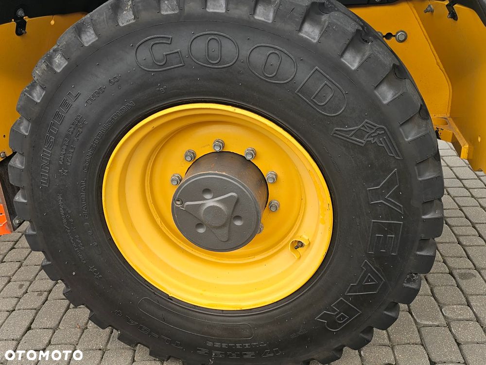 Volvo L45H ŁADOWARKA KOŁOWA SALON POLSKA SERWISOWANA ! - 25