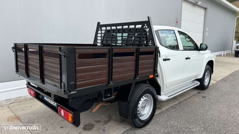 Mitsubishi L-200 Cabine dupla 4X2 - 17