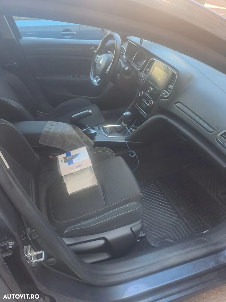 Renault Megane 1.5 dCI EDC Intens - 2