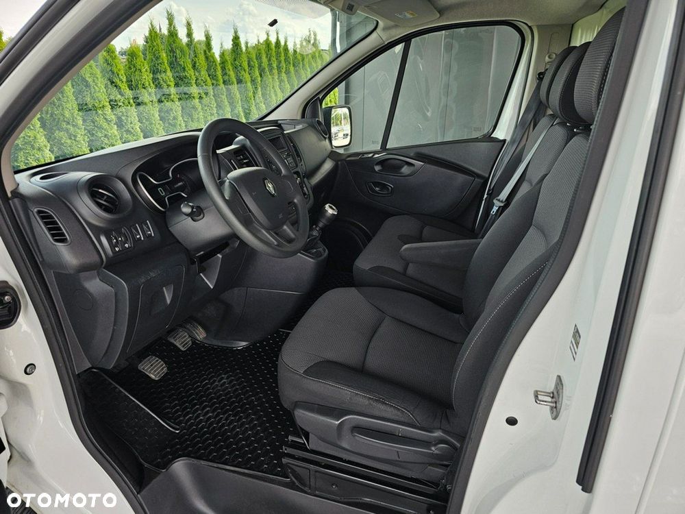 Renault Trafic - 14