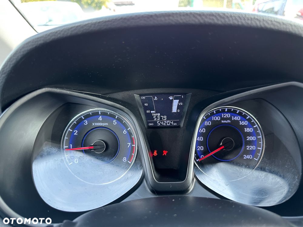 Hyundai ix20 1.4 Premium blue - 12