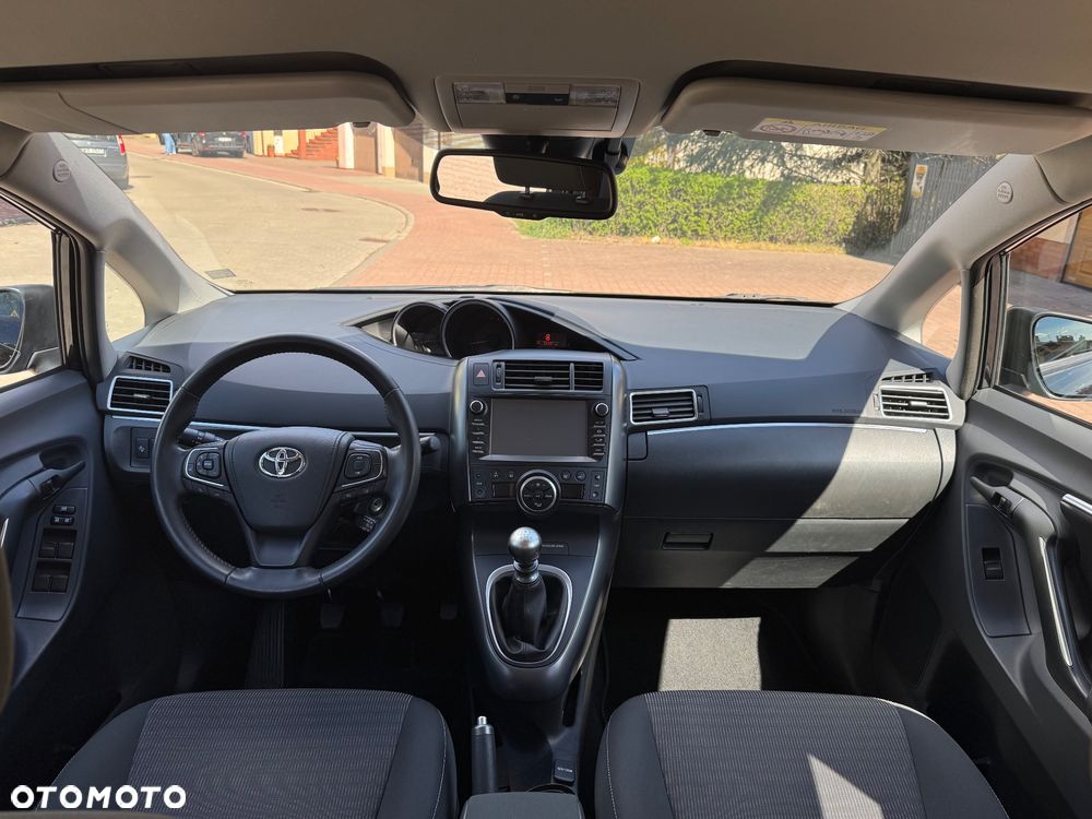 Toyota Verso - 10
