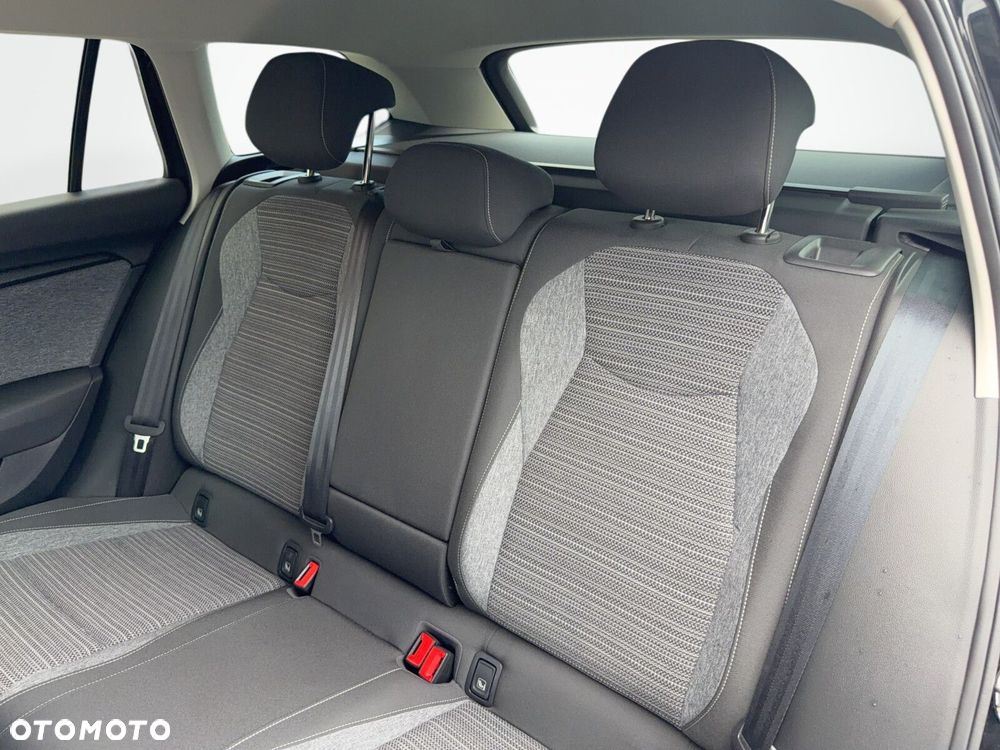 Skoda Superb 1.5 TSI mHEV Selection DSG - 36