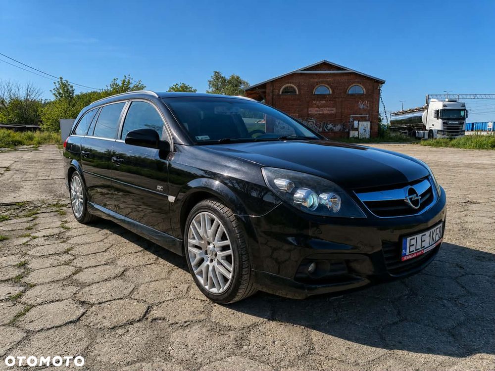 Opel Vectra 1.9 CDTI Sport / GTS ActiveSelect - 1