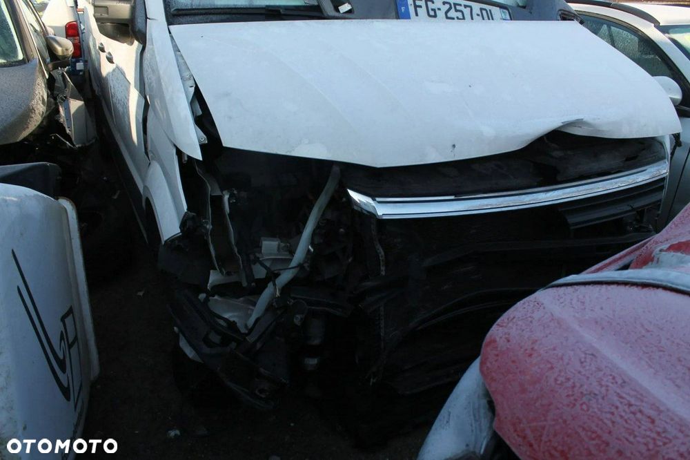 Volkswagen Crafter - 2