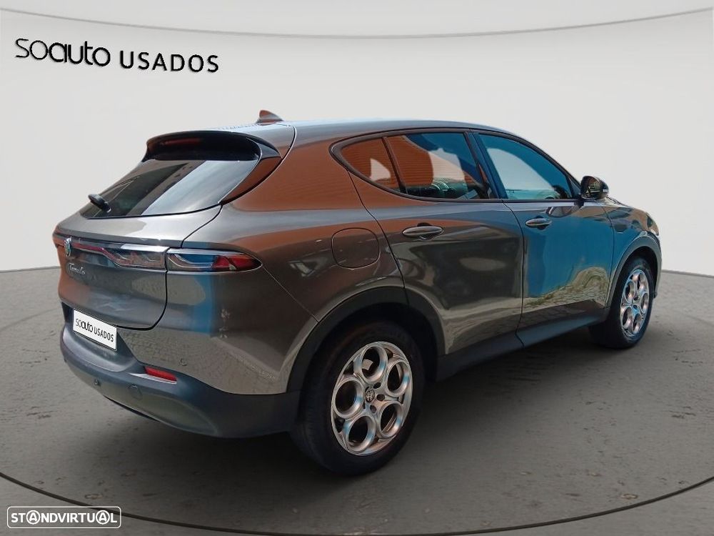Alfa Romeo Tonale 1.3 Plug-In Hybrid Sprint e-AWD — fotografia 8