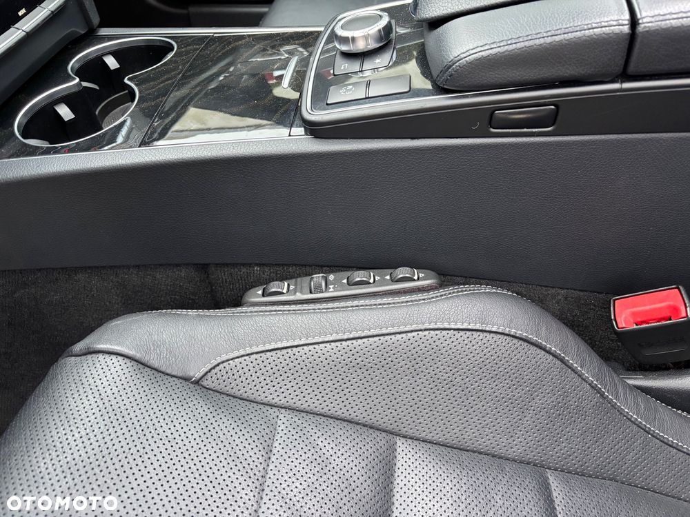 Mercedes-Benz Klasa E 400 4Matic 9G-TRONIC AMG Line - 7