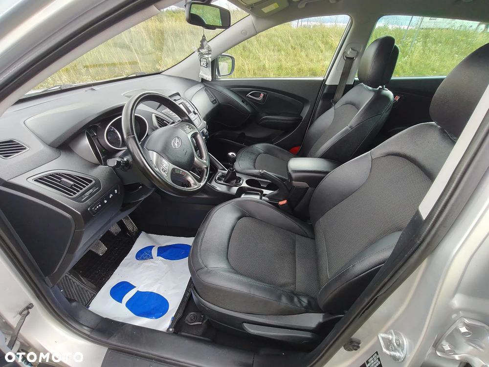 Hyundai ix35 blue 1.6 2WD Finale Silver - 27
