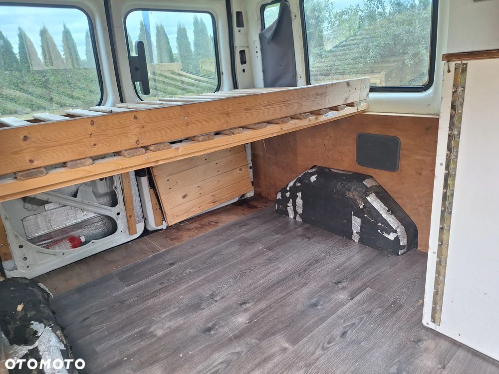 Ford Transit - 19