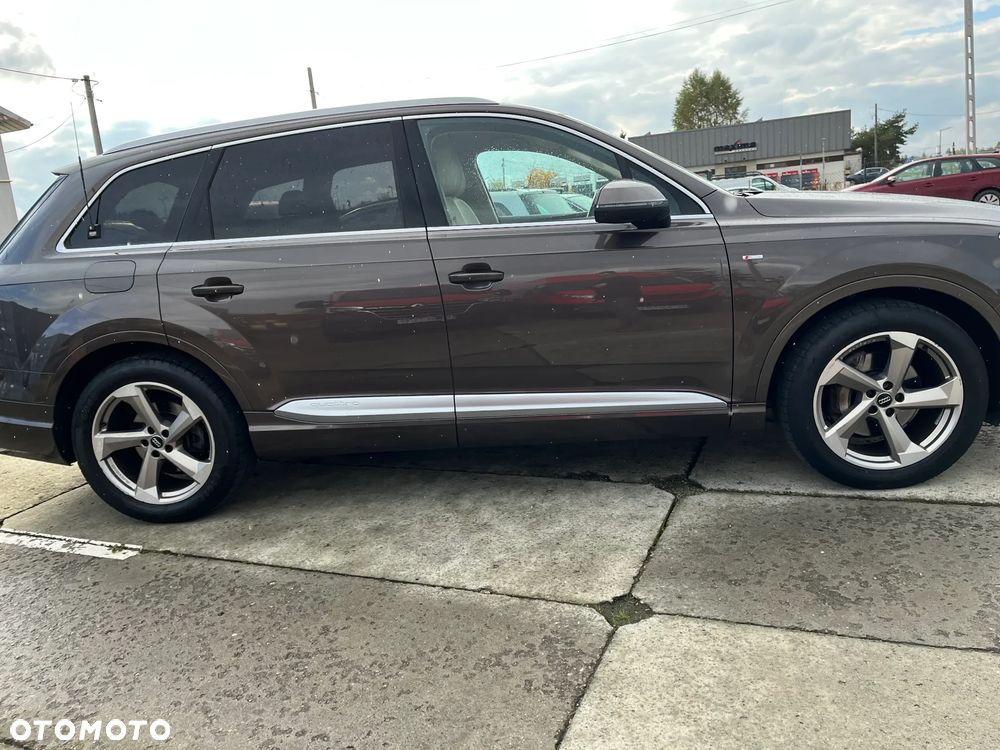 Audi Q7 - 4