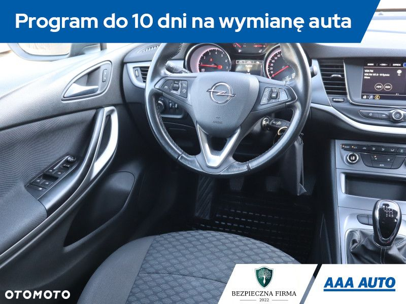 Opel Astra - 8