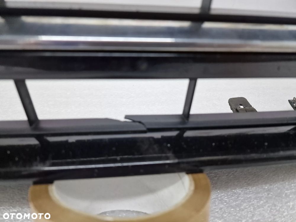 AUDI A4 B9 8W0 14- ZDERZAK PRZEDNI PRZÓD BEZ PDC I SPRYSKU + ATRAPA / GRILL , KOLOR CZARNY , NR 8W0807437 + 8W0853651AB , NR AUKCJI NZ972 - 18