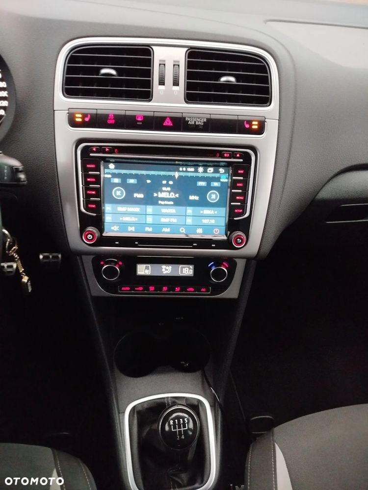 Volkswagen Polo - 26