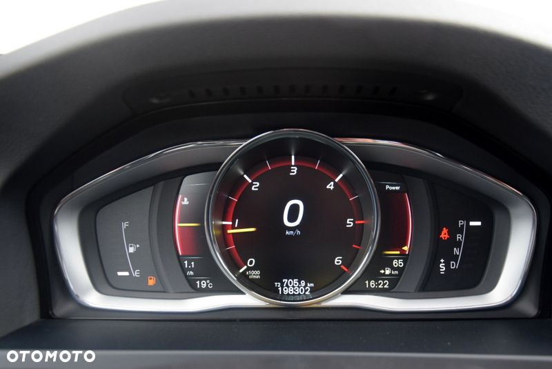 Volvo V60 D4 Drive-E Summum - 26