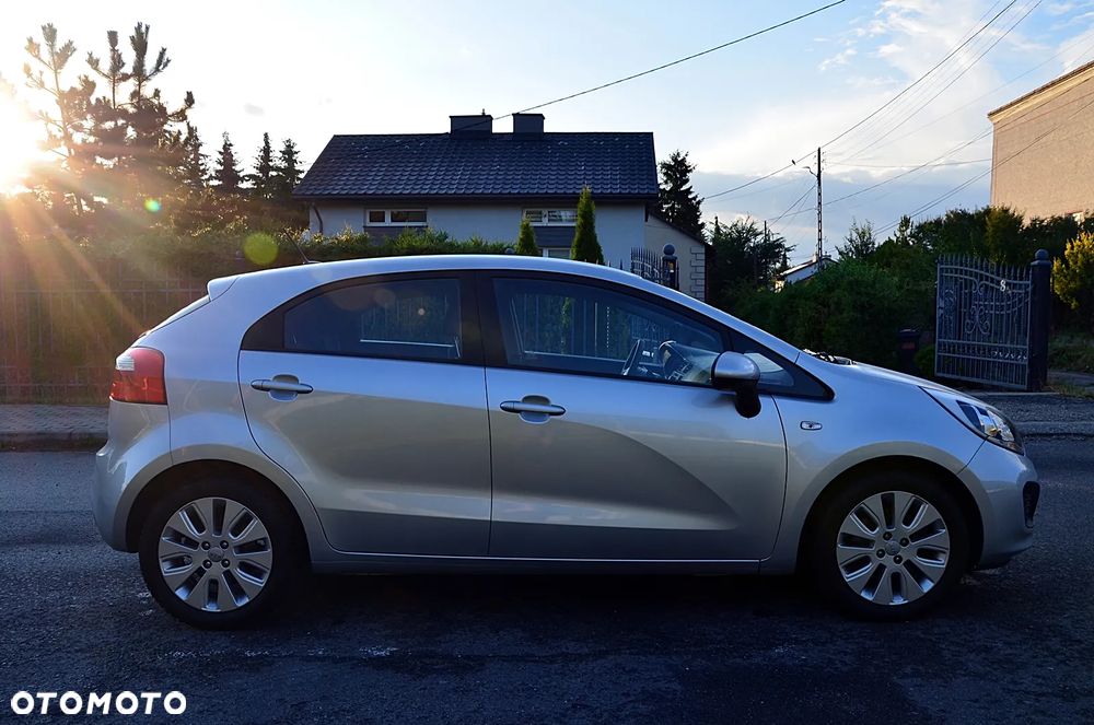Kia Rio - 7