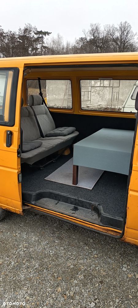 Volkswagen Transporter - 9