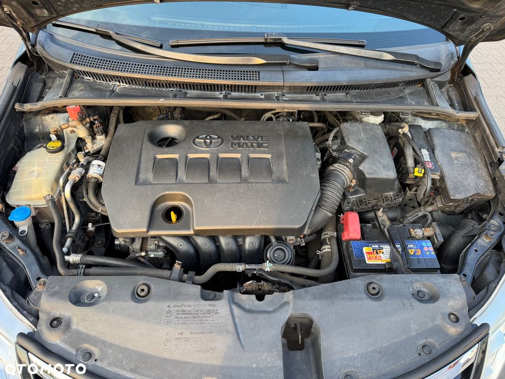 Toyota Avensis 1.8 Prestige MS - 17