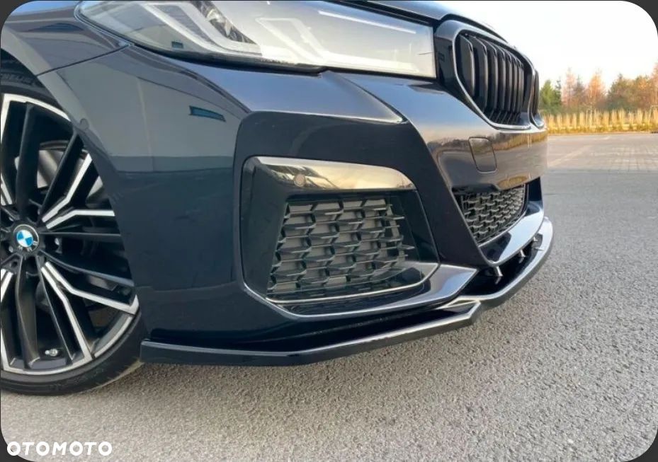BMW Seria 5 520d xDrive - 11