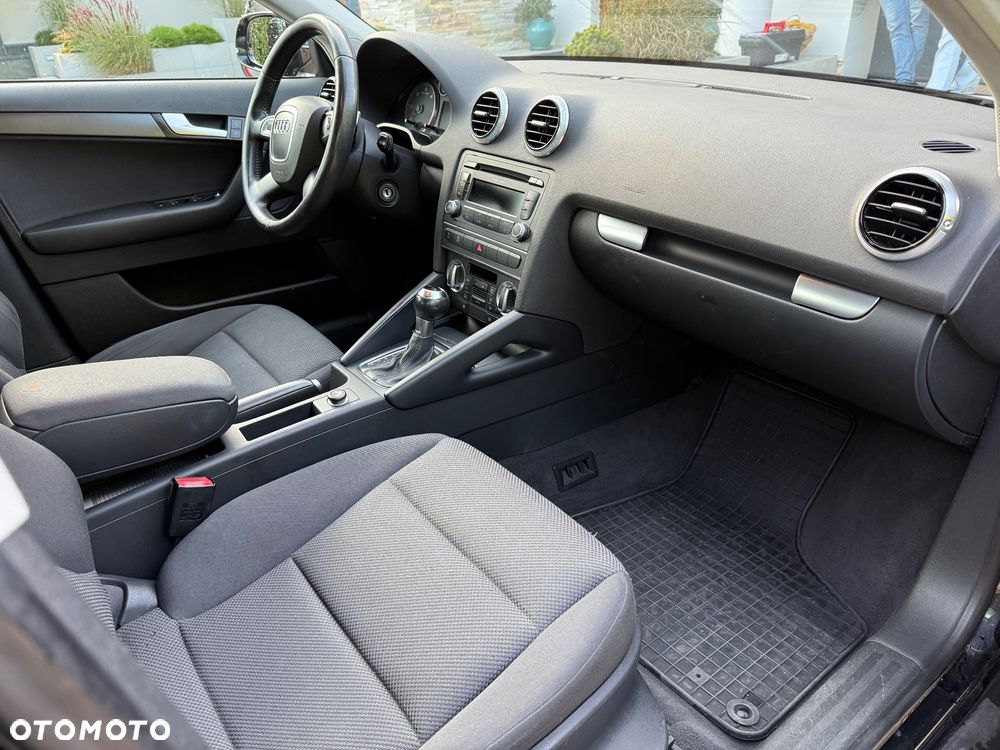 Audi A3 2.0 TDI DPF Attraction S tronic - 11