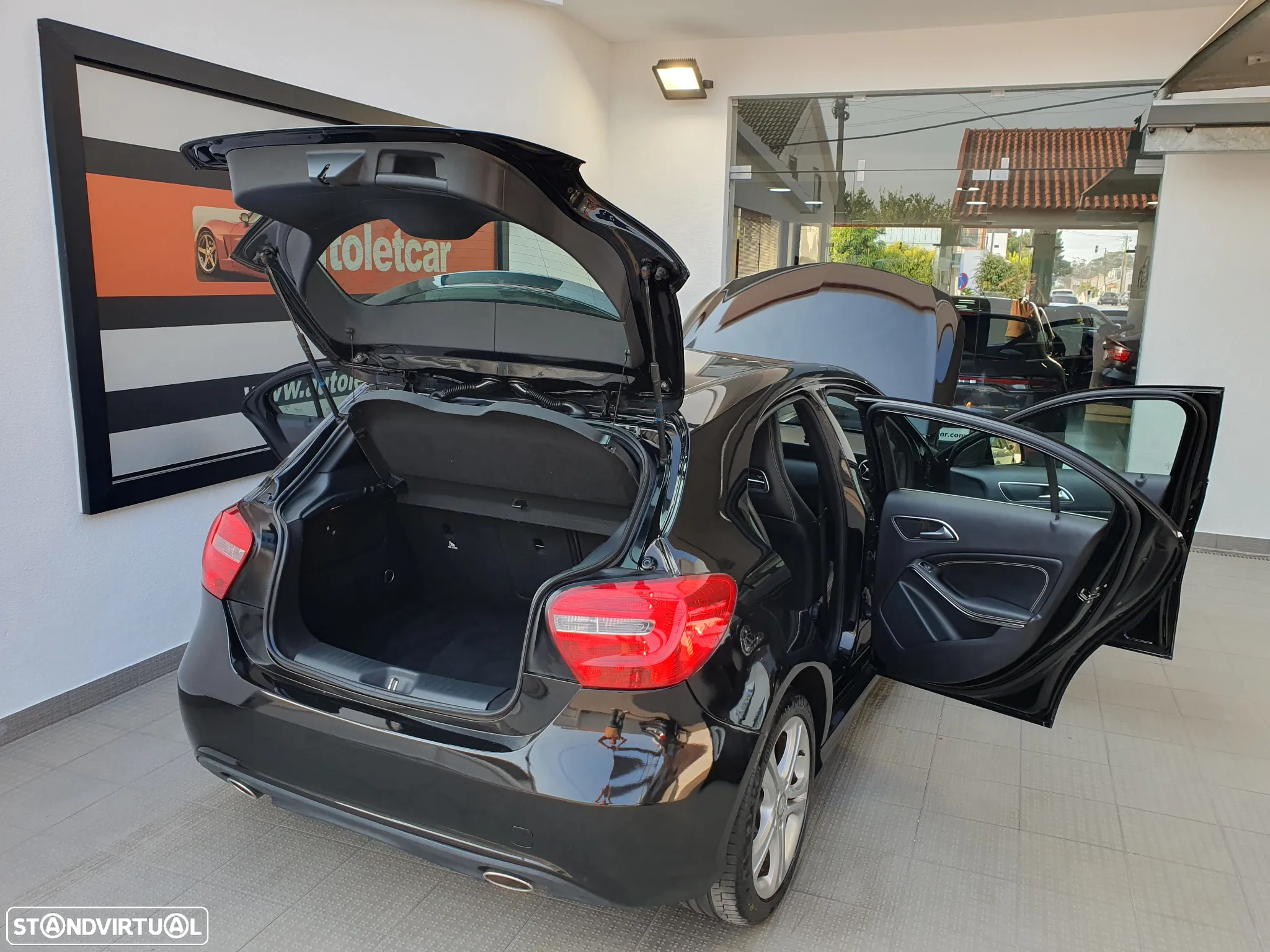 Mercedes-Benz A 200 CDI (BlueEFFICIENCY) 7G-DCT Urban - 19