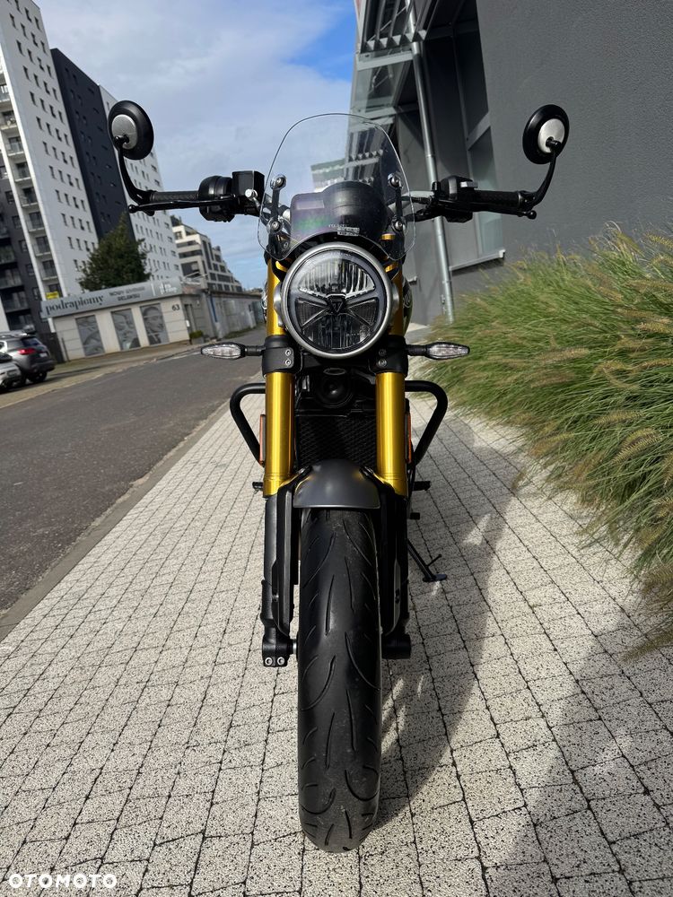 Triumph Street Scrambler - 5