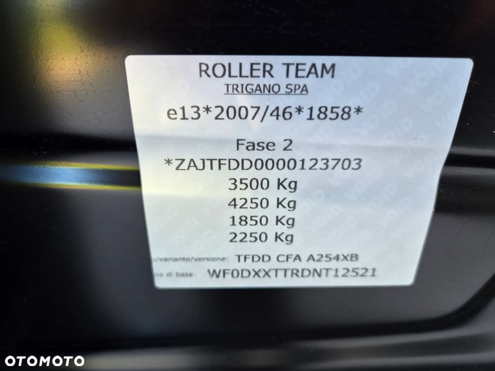 Ford Roller Team - 4