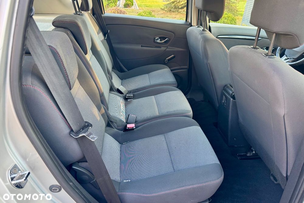 Renault Scenic - 16