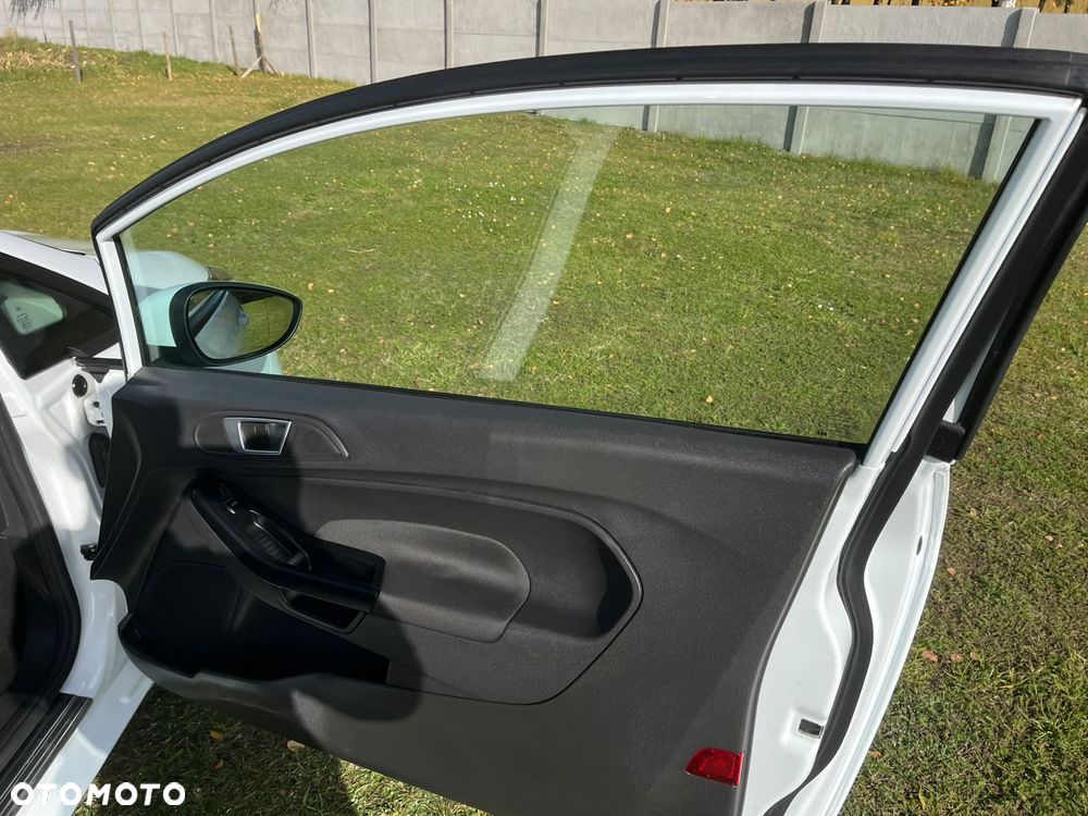 Ford Fiesta 1.25 SYNC Edition - 17