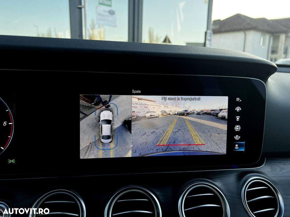 Mercedes-Benz E - 16