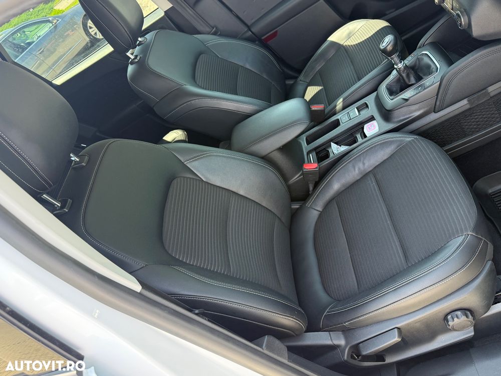FORD Kuga 2021 — imagine 8