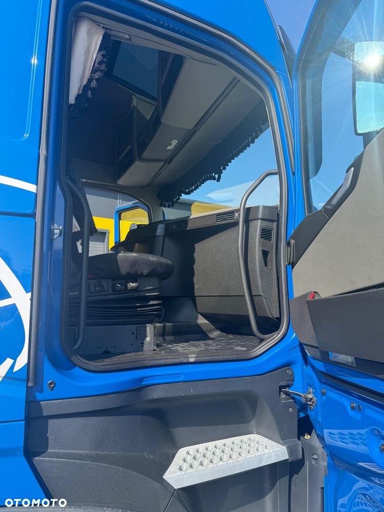 Volvo FH420 z Niemiec ! Opony 70-80%! Nowe hamulce ! Full serwis - 19
