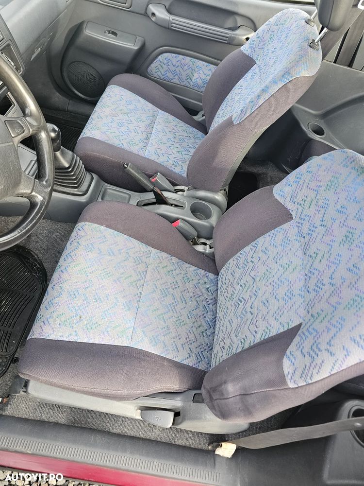 Toyota RAV4 4x4 - 14