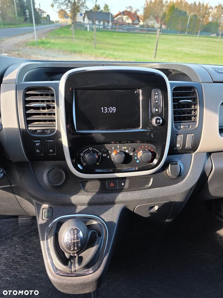 Renault Trafic - 11