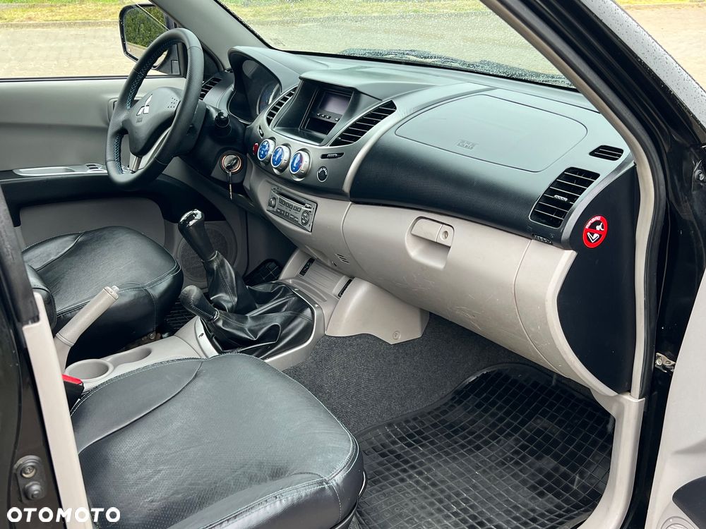 Mitsubishi L200 2.5 DID Special Edition - 13