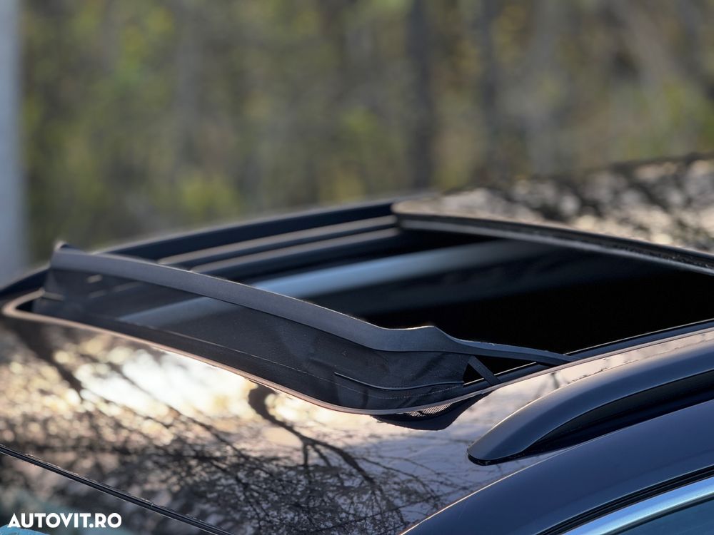 Volkswagen Passat 2.0 TDI SCR DSG Conceptline - 17