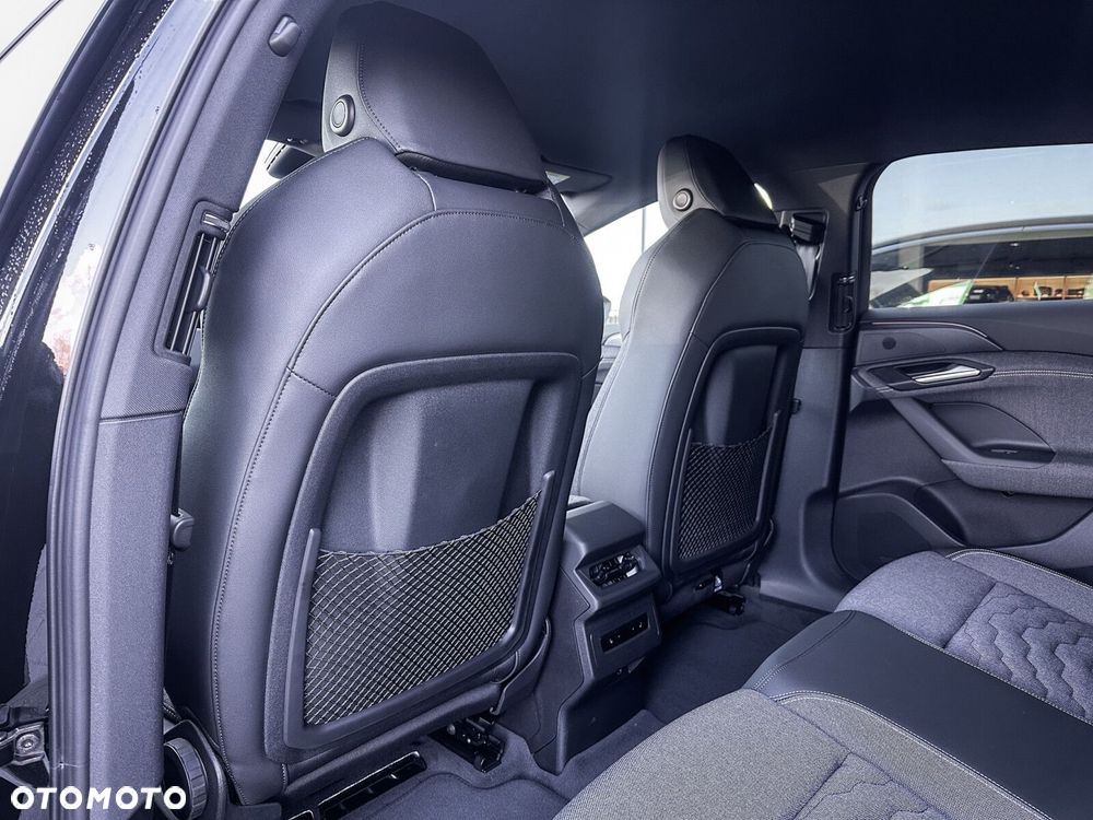 Audi A6 Sportback e-tron - 38