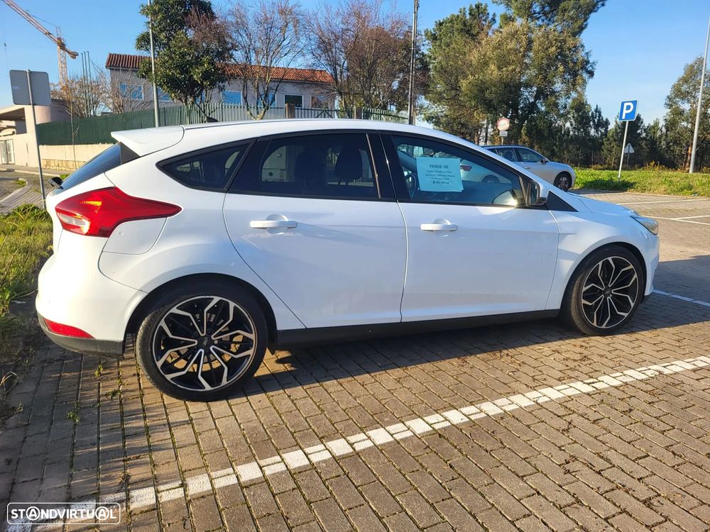 Ford Focus 1.5 TDCi Trend ECOnetic - 3