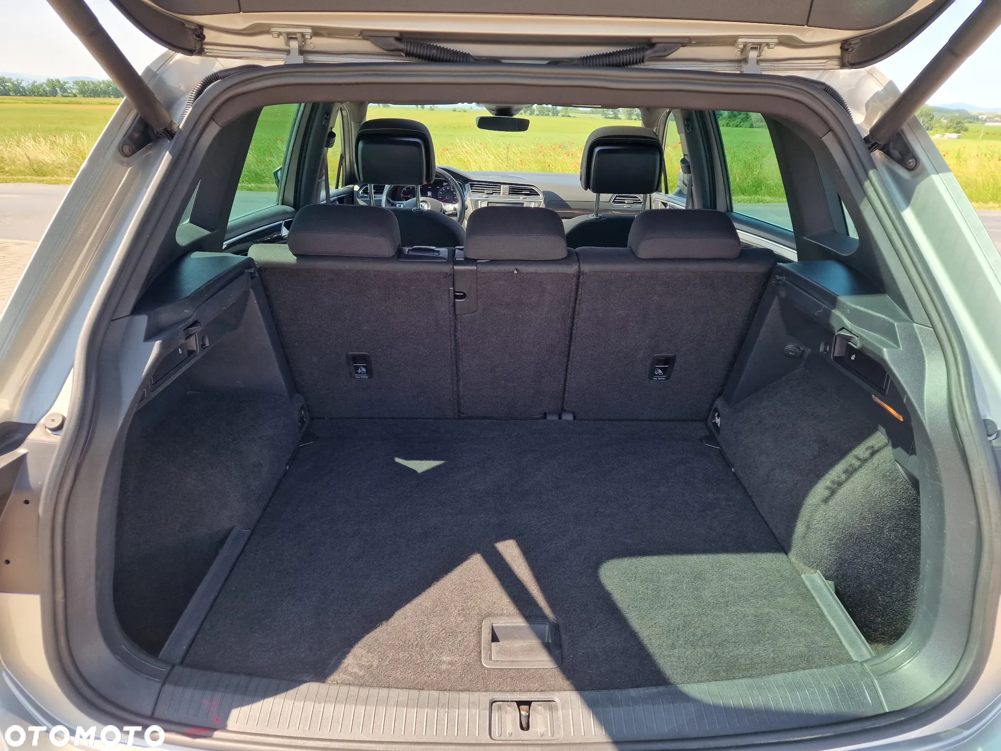 Volkswagen Tiguan 2.0 TDI SCR BlueMotion Technology Exclusive - 33