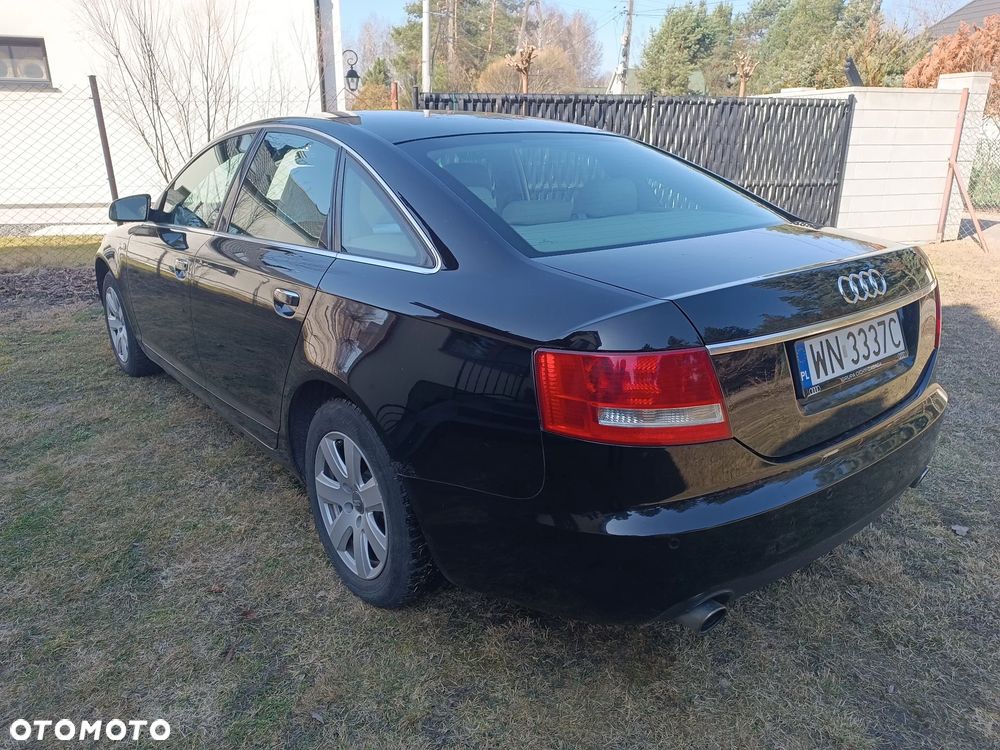 Audi A6 Limousine 2.4 Quattro - 4