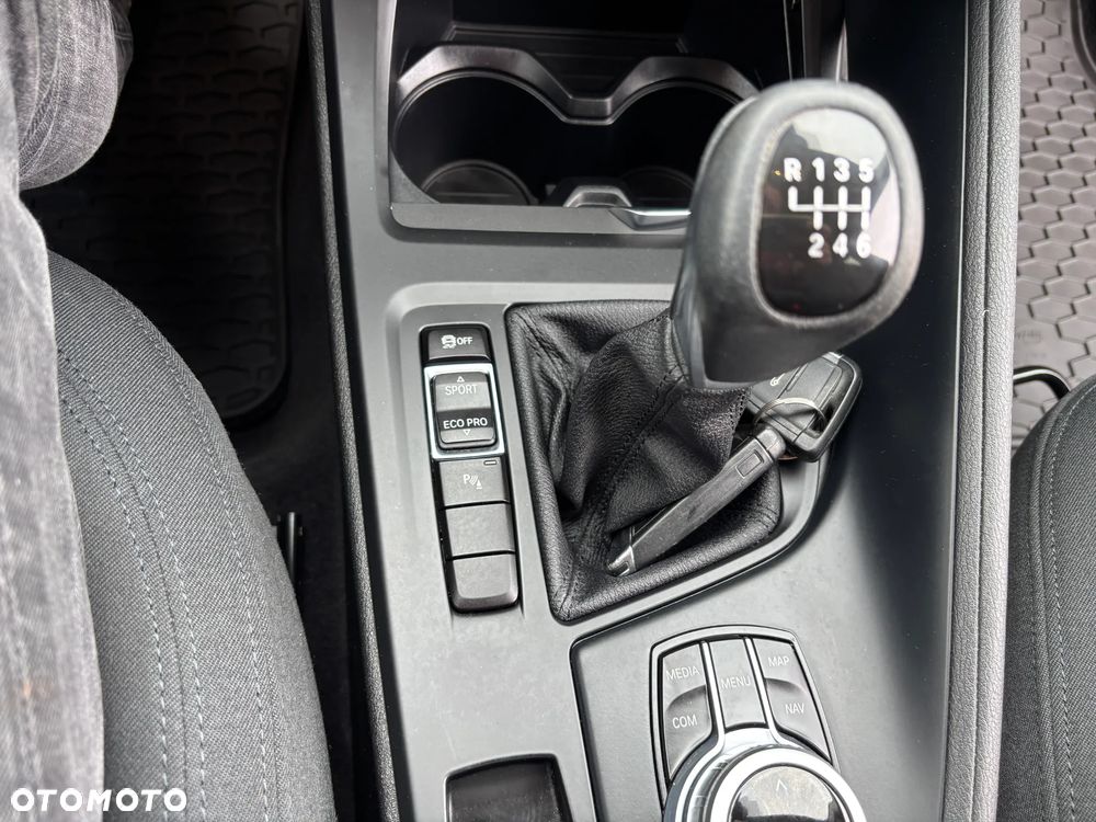 BMW X1 sDrive18d Advantage - 25