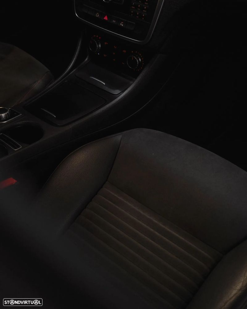 Mercedes-Benz CLA 220 CDI AMG Line Aut.111g - 30