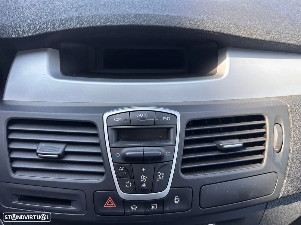 RENAULT Laguna III Hatchback (BT) 1.5 dCi Diesel 110 cv / 81 kW para peças - 19