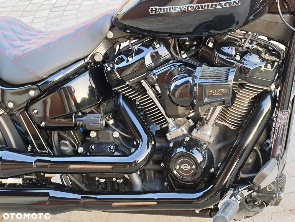 Harley-Davidson Softail Breakout - 6