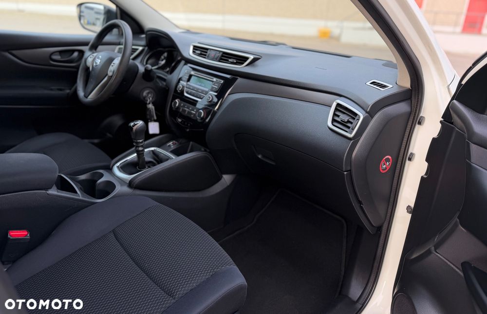 Nissan Qashqai 1.6 Visia - 20