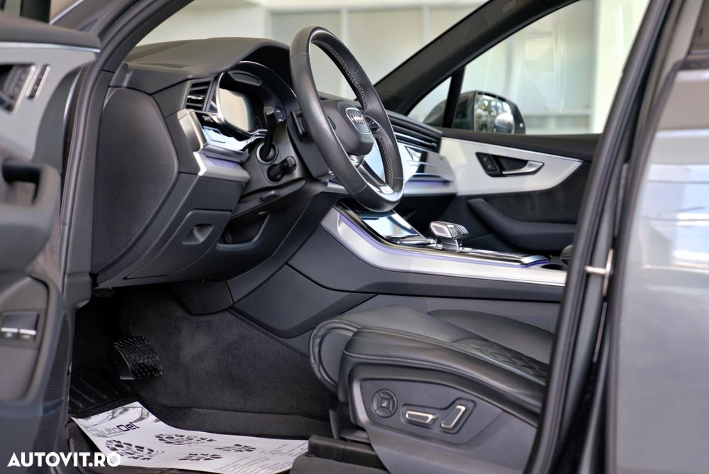 Audi Q7 55 TFSI e quattro tiptronic S line - 25