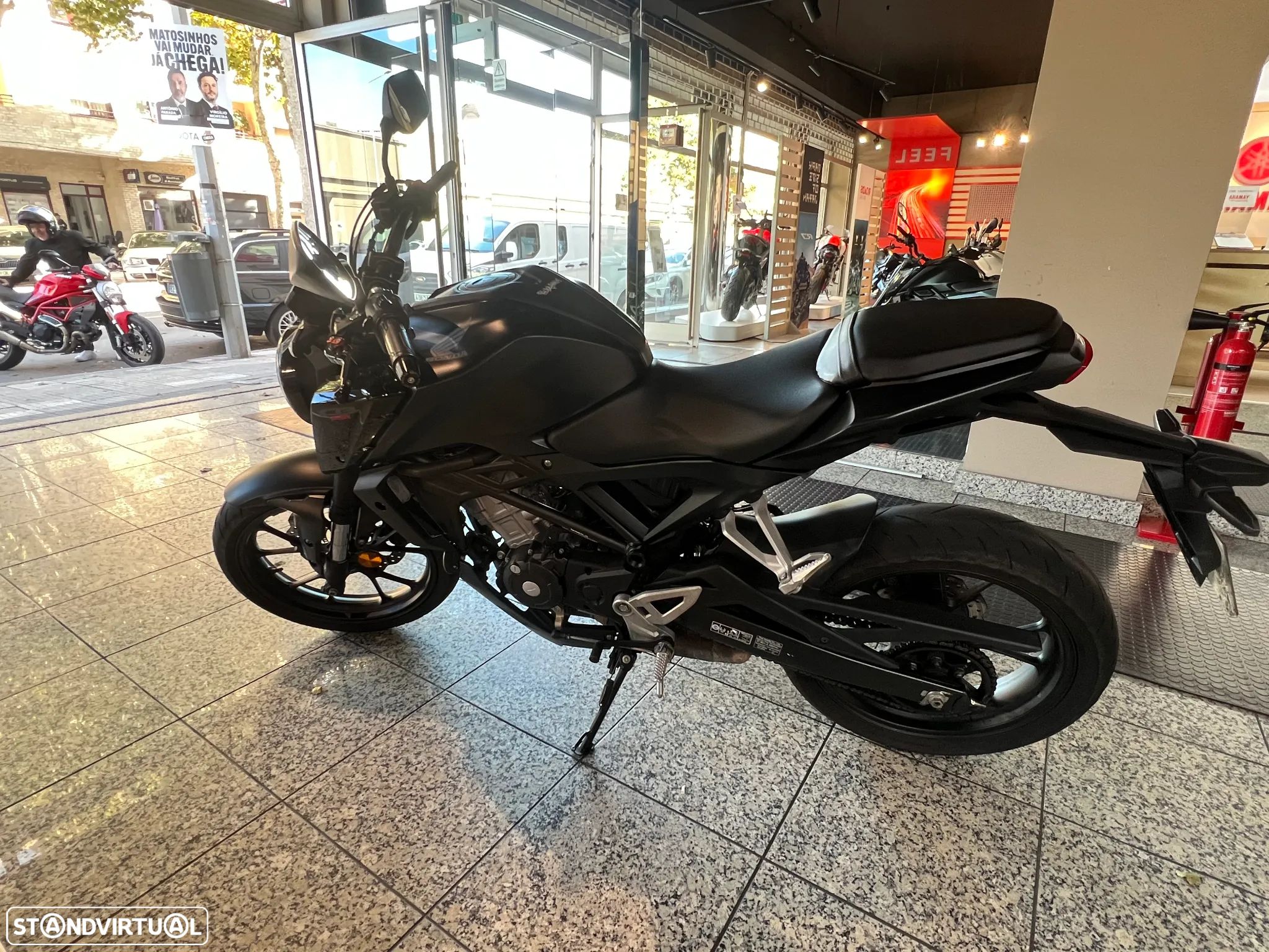 Honda CBR - 1