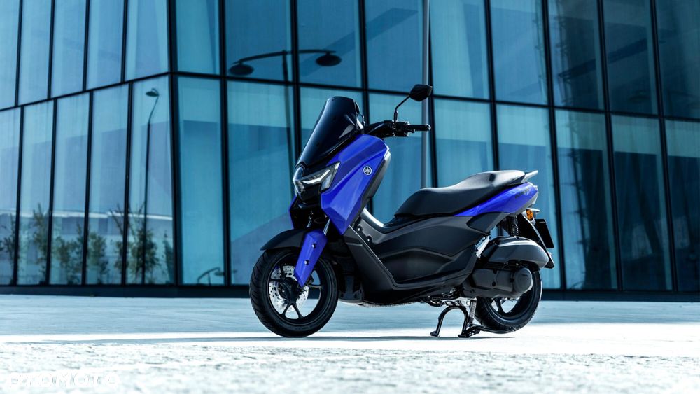 Yamaha NMAX - 11