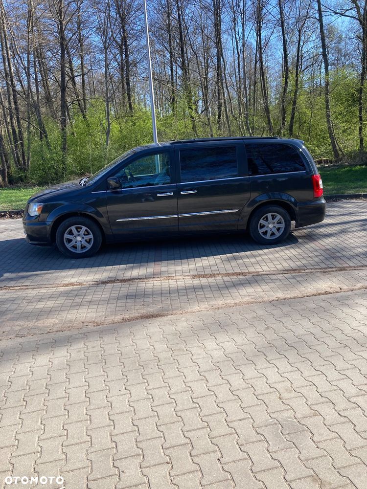 Chrysler Town & Country 3.6 Touring - 2