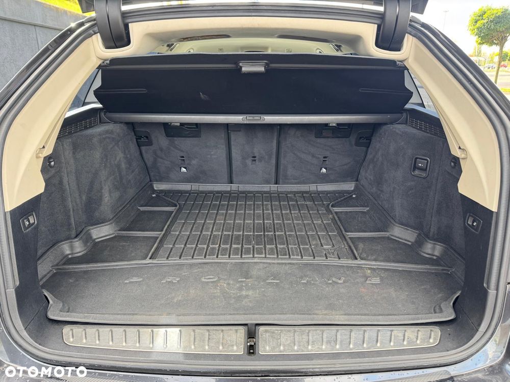 BMW Seria 5 520d Luxury Line - 26