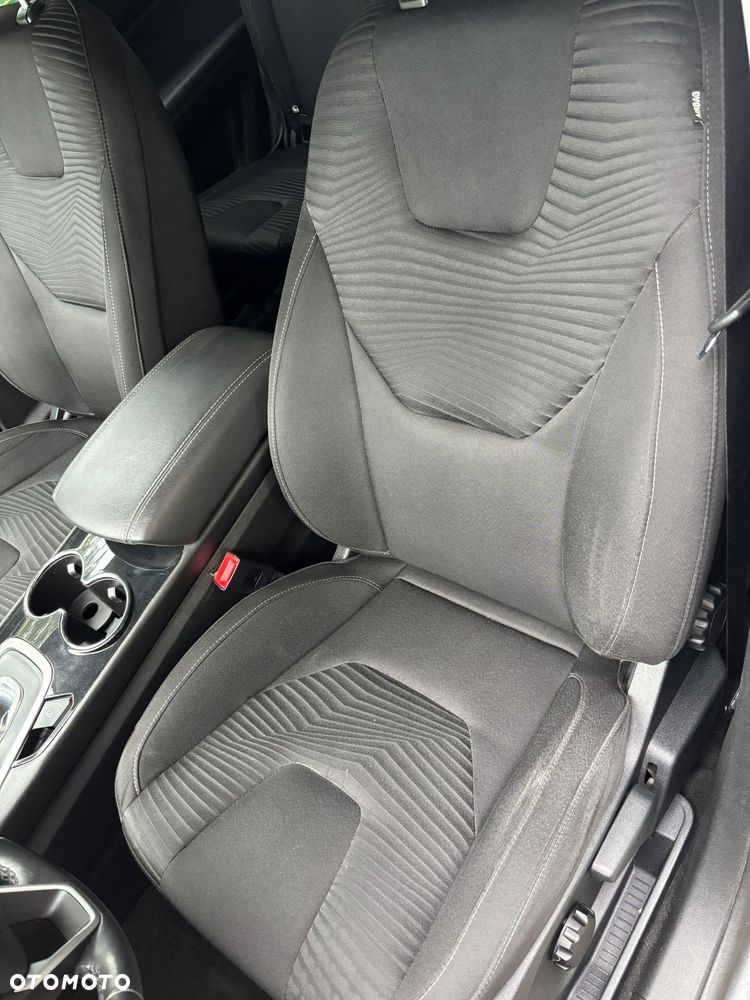 Ford S-Max 2.0 EcoBlue Titanium - 12